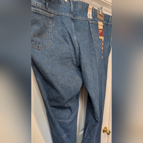 NWT Wrangler Rugged Wear Mens Big & Tall Relaxed Fit Size 56x30 Blue Jeans NEW! - Picture 10 of 16